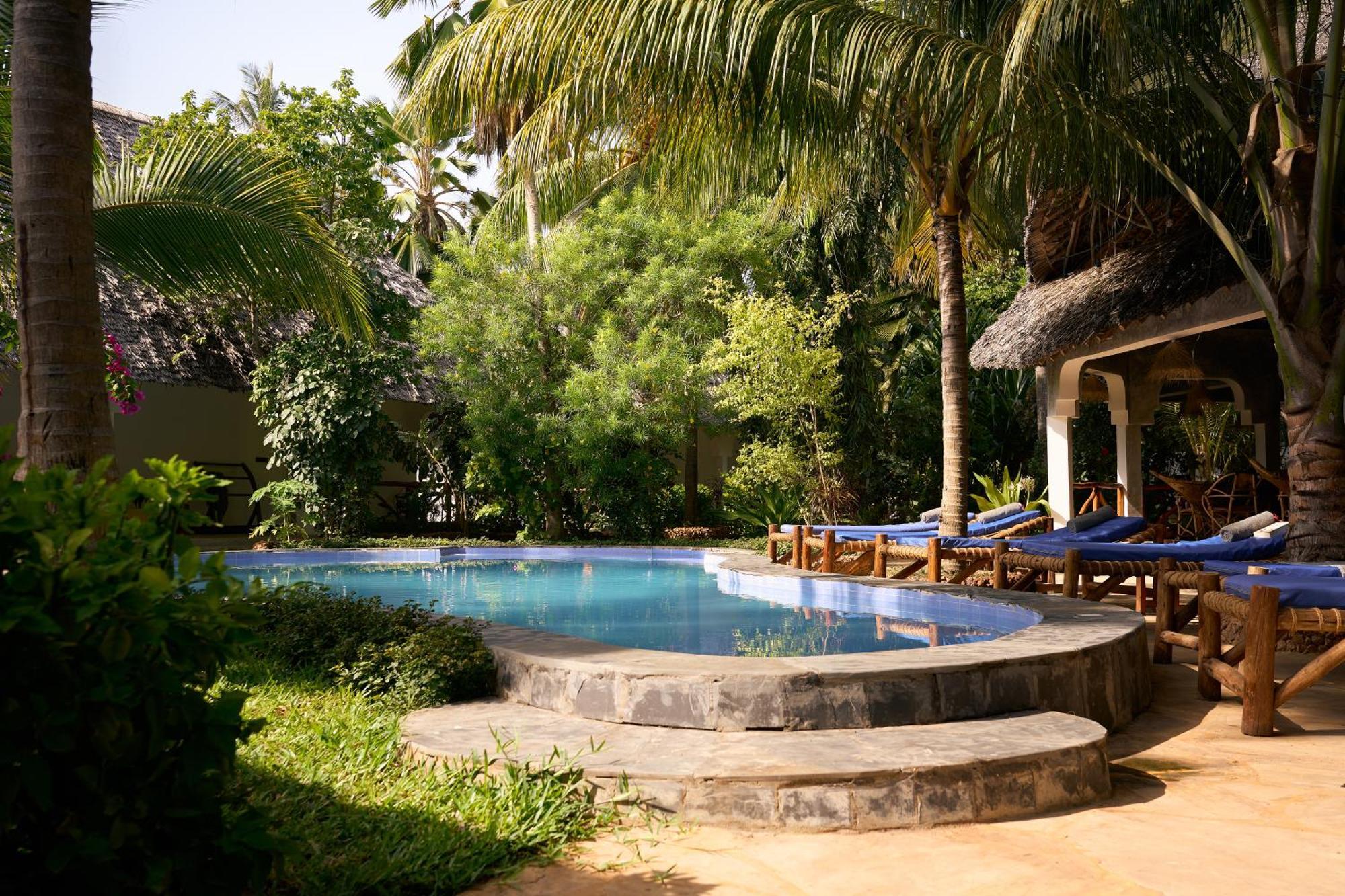 African Bungalows Nungwi Bagian luar foto